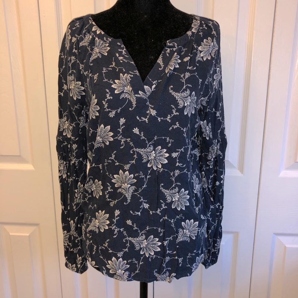 Hinge floral blouse
